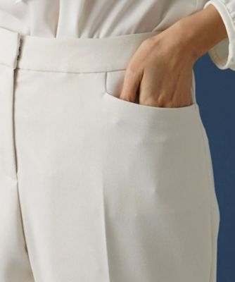 ストレッチテーパードパンツ【Ｌｅｉｌｉａｎ　ＷＨＩＴＥ　ＬＡＢＥＬ】