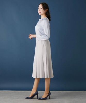 無地フレアスカート
