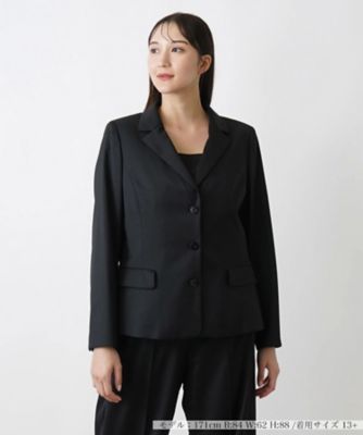 バックペプラムブレザー