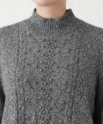 カシミヤハイネックニット【Ｌｅｉｌｉａｎ　ＷＨＩＴＥ　ＬＡＢＥＬ】【ＢＩＡＧＩＯＬＩ】