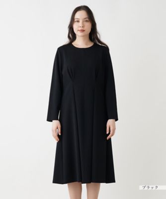 プリーツフレアワンピース【Ｌｅｉｌｉａｎ　ＷＨＩＴＥ　ＬＡＢＥＬ】