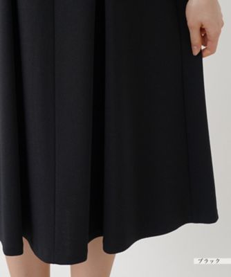 プリーツフレアワンピース【Ｌｅｉｌｉａｎ　ＷＨＩＴＥ　ＬＡＢＥＬ】