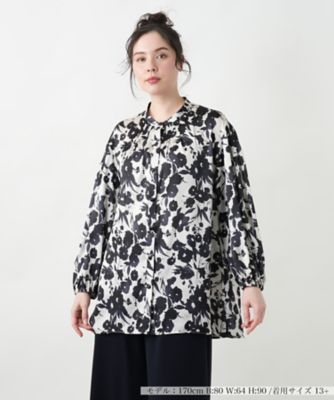 ＜Leilian plus house (Women/大きいサイズ)＞【店舗人気】フラワー柄バンドカラーブラウス【ＢＯＵＲＧＥ】【ＢＩＮＤＡ】