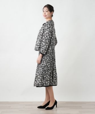 フラワー柄リボンブラウス【Ｌｅｉｌｉａｎ　ＷＨＩＴＥ　ＬＡＢＥＬ】
