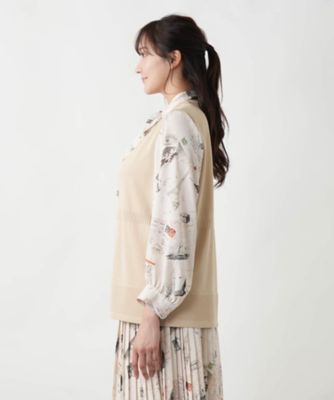 Ｖネックニットベスト【Ｌｅｉｌｉａｎ　ＷＨＩＴＥ　ＬＡＢＥＬ】