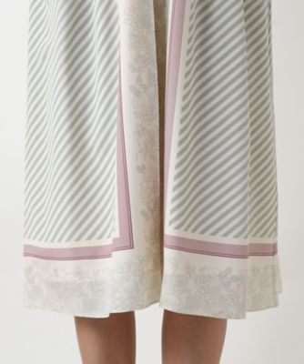 スカーフ柄ワンピース