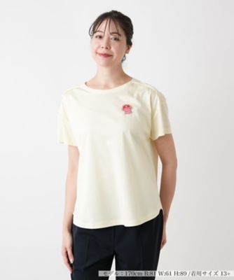 ブローチ付きクルーネックカットソー