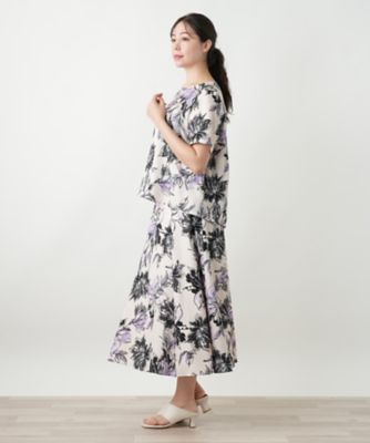 花柄クルーネックブラウス