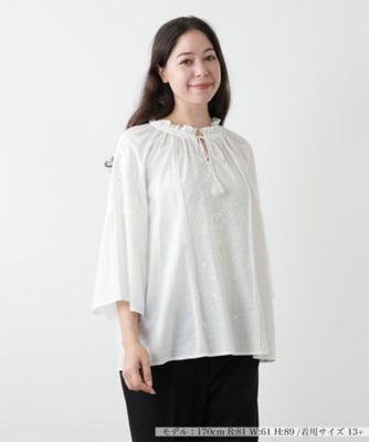 刺繍フレアスリーブブラウス【Ｌｅｉｌｉａｎ　ＷＨＩＴＥ　ＬＡＢＥＬ】