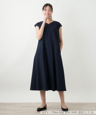 Ｖネックフレアワンピース【Ｌｅｉｌｉａｎ　ＷＨＩＴＥ　ＬＡＢＥＬ】