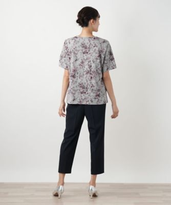 フラワープリントＴシャツ【Ｌｅｉｌｉａｎ　ＷＨＩＴＥ　ＬＡＢＥＬ】