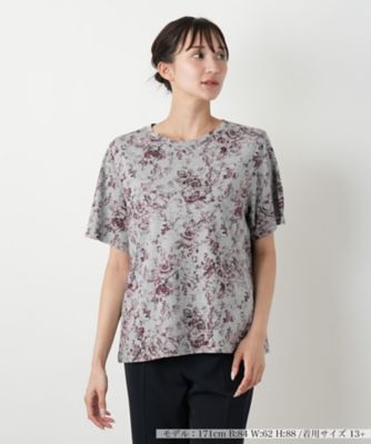 フラワープリントＴシャツ【Ｌｅｉｌｉａｎ　ＷＨＩＴＥ　ＬＡＢＥＬ】