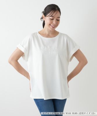 Leilian plus house (Women/大きいサイズ)/レリアン　プラスハウス ロゴ刺繍Ｔシャツ【Ｌｅｉｌｉａｎ　ＷＨＩＴＥ　ＬＡＢＥＬ】