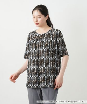 幾何学柄タックカットソー【Ｌｅｉｌｉａｎ　ＷＨＩＴＥ　ＬＡＢＥＬ】
