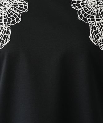 フラワー刺繍カットソー【ＢＯＵＲＧＥ】