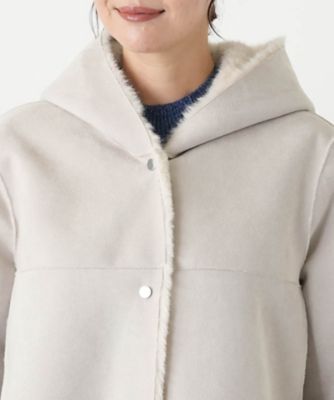 店頭人気】ファー風フードコート【Leilian WHITE