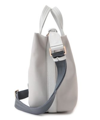 【美品】レリアン　ハンドバッグ　珍しいデザイン 美品】レリアン ハンドバッグ 珍しいデザイン - メルカリ