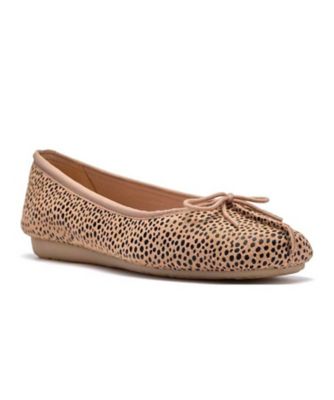 シルク　エピレ Clarks 213F Freckle Ice フレックルアイス