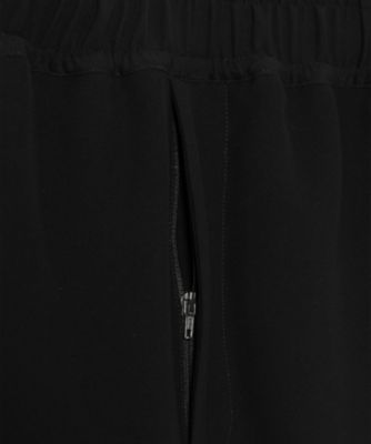 ＴＵＣＫＥＤ　ＨＡＬＦ　ＰＡＮＴＳ