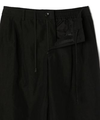 ＴＵＣＫＥＤ　ＰＡＮＴＳ