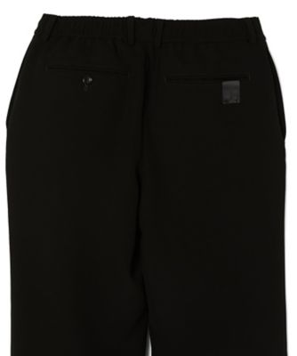 ＴＵＣＫＥＤ　ＰＡＮＴＳ