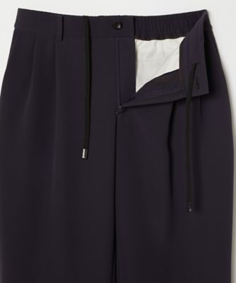 ＴＵＣＫＥＤ　ＰＡＮＴＳ