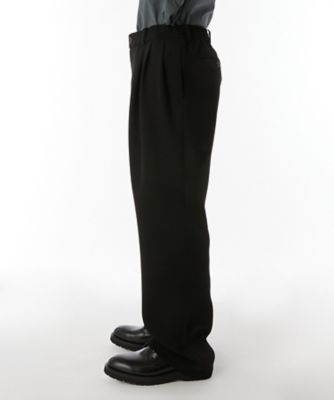 ＴＵＣＫＥＤ　ＰＡＮＴＳ