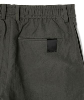 ＴＵＣＫＥＤ　ＨＡＬＦ　ＰＡＮＴＳ