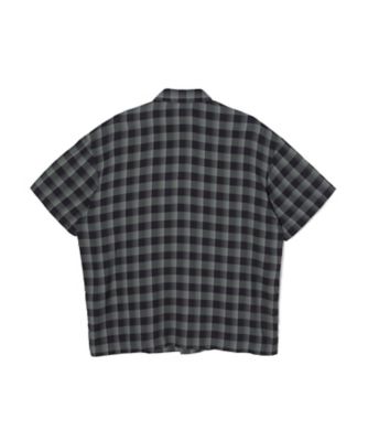 ＨＡＬＦ　ＳＬＥＥＶＥ　ＳＨＩＲＴ