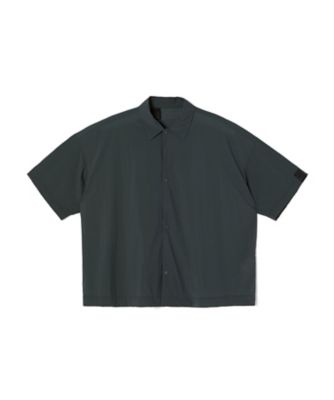ＨＡＬＦ　ＳＬＥＥＶＥ　ＳＨＩＲＴ