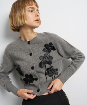＜LANVIN en Bleu (Women)＞フラワー刺繍カーディガン
