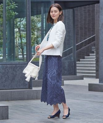 アイレットレースのワイドクロップドパンツ