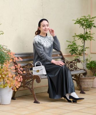 ウエスト伸縮　合皮フレアスカート