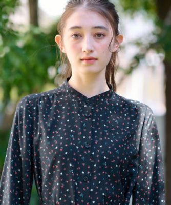 洗える　ベルト付き小花柄シャツワンピース【ＣｏＣ　ｂｙ　ＣＡＲＡ　Ｏ　ＣＲＵＺ】