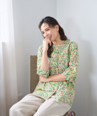 ＜CARA O CRUZ (Women)＞フラワー柄チュニックブラウス【ＴＲＯＵＩＬＬＥＴ】