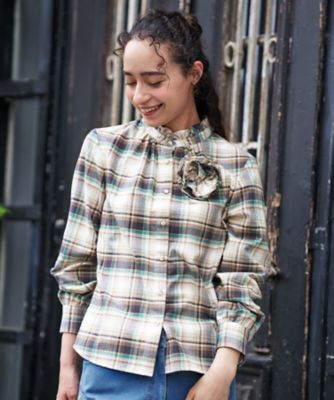 CARA O CRUZ (Women)/キャラ・オ・クルス コサージュ付チェックシャツ 83チャイロ トップス【三越伊勢丹/公式】