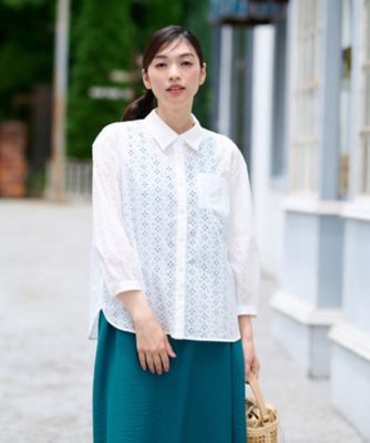 アイレット刺繍ブラウス