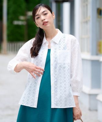 アイレット刺繍ブラウス