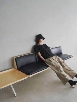 ＢＡＣＫ　ＰＬＥＡＴＳ　ＬＡＹＥＲＥＤ　ＢＬ