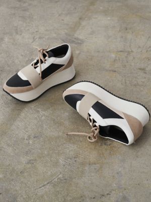 ＬＡＣＥ　ＵＰ　ＰＬＡＴＦＯＲＭ　ＳＯＬＥ　ＳＮＥＡＫＥＲＳ