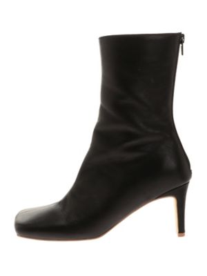 ＯＢＬＩＱＵＥ　ＴＯＥ　ＢＯＯＴＳ