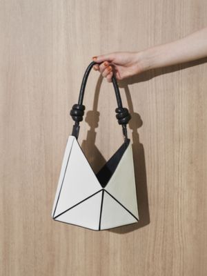 ＴＲＩＡＮＧＬＥ ２ＷＡＹ ＢＡＧ | ファッション・服 | 三越伊勢丹 