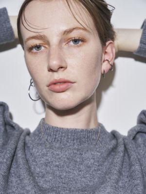ＥＡＲ　ＣＵＦＦＥ　ＰＩＥＲＣＥ