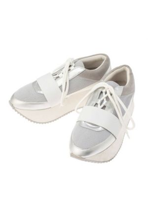 ＬＡＣＥ　ＵＰ　ＰＬＡＴＦＯＲＭ　ＳＯＬＥ　ＳＮＥＡＫＥＲＳ