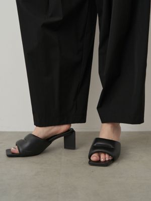 ＣＵＳＨＩＯＮ　ＳＡＮＤＡＬ