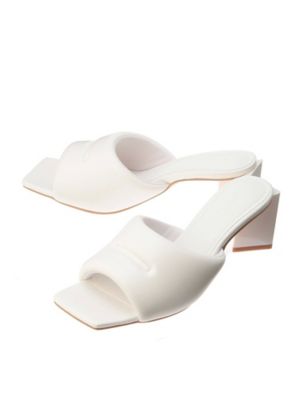 ＣＵＳＨＩＯＮ　ＳＡＮＤＡＬ