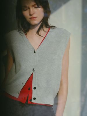 ２ＷＡＹ　ＮＥＣＫ　ＶＥＳＴ