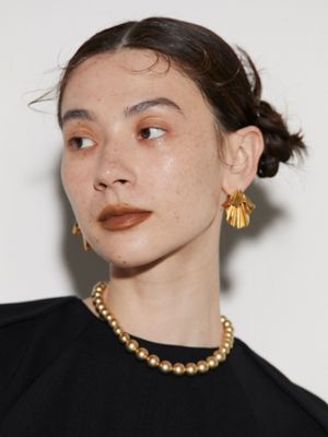 ＴＲＩＡＮＧＬＥ　ＴＵＣＫ　ＰＩＥＲＣＥ