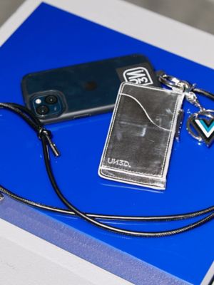 ＭＵＬＴＩ　ＷＡＬＬＥＴ