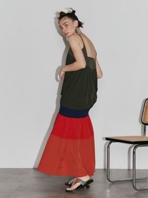 完売品 UN3D. LOW GATHER FLARE CAMI OP